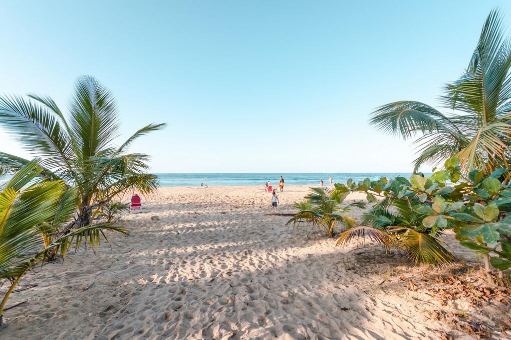 Coastal Express Inn & Suites #1 At 681 Ocean Drive Islote Εξωτερικό φωτογραφία