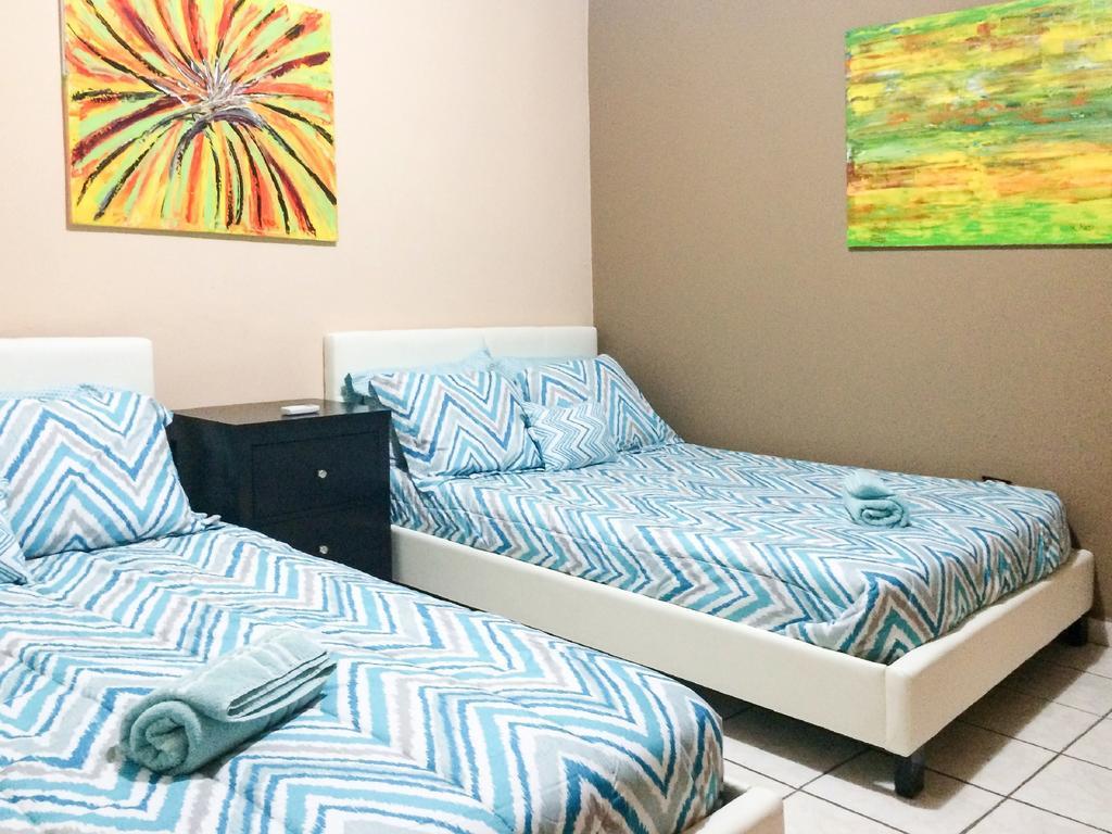 Coastal Express Inn & Suites #1 At 681 Ocean Drive Islote Δωμάτιο φωτογραφία